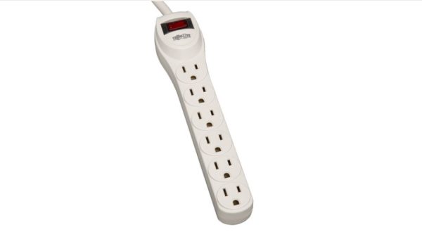 Tripp Lite Supresor de Tensión Protect it!, 6 Contactos, 180 Joules, 60cm, Blanco 6 CONTACTOS 180J 0.6M CABLE GRIS